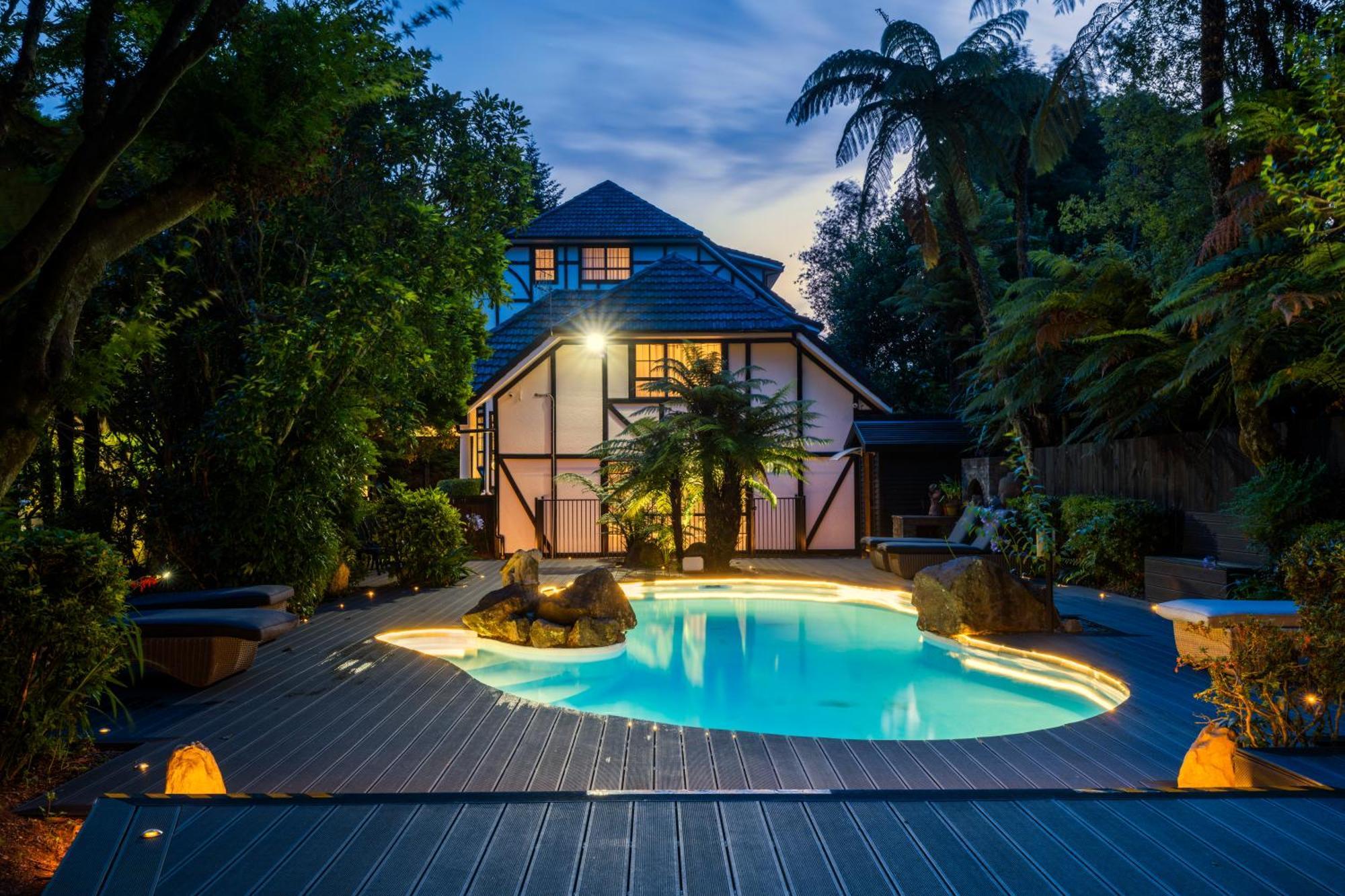 Hana Lodge Rotorua Exterior photo